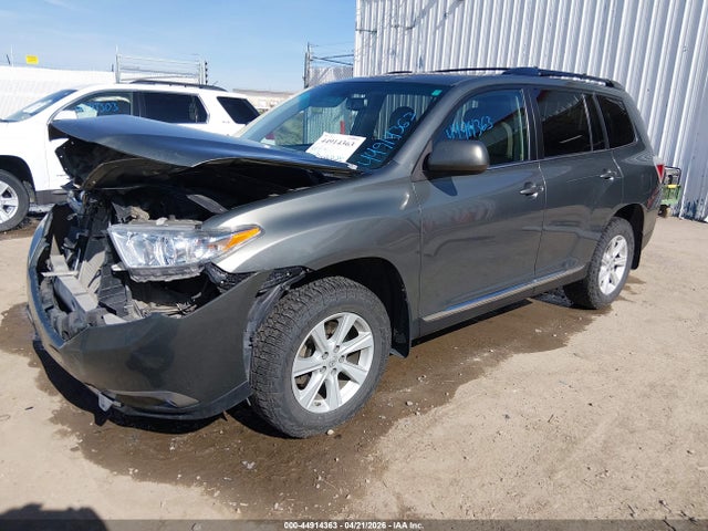 2013 Toyota Highlander Se V6 მანქანა იყიდება აუქციონზე, vin: 5TDBK3EH7DS237560, აუქციონის ნომერი: 44914363