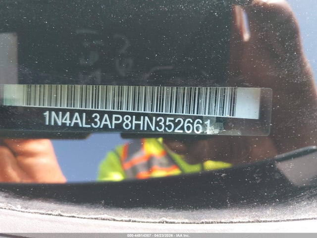 Продаж на аукціоні авто 2017 Nissan Altima 2.5 S, vin: 1N4AL3AP8HN352661, номер лоту: 44914387