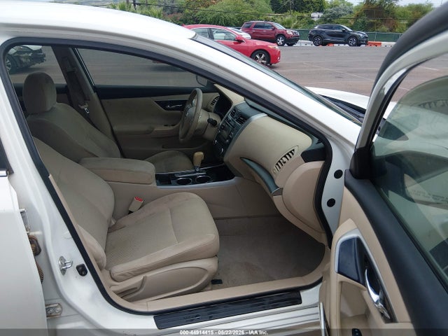 Auction sale of the 2014 Nissan Altima 2.5 S, vin: 1N4AL3AP3EN331289, lot number: 44914415