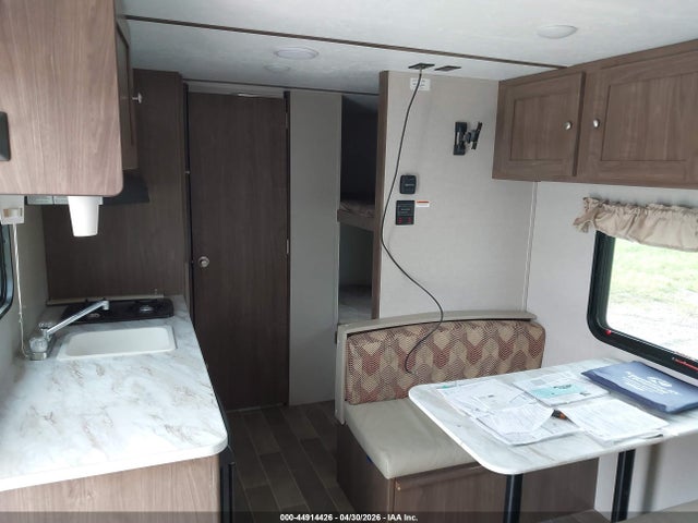 Продажа на аукционе авто 2019 Keystone Hide Out, vin: 4YDT17510KW245558, номер лота: 44914426