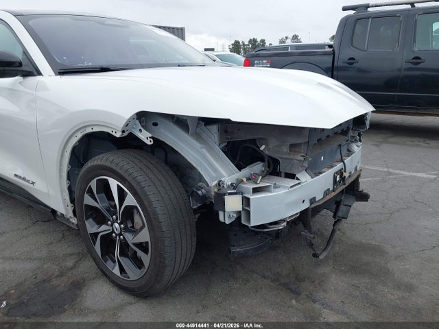 Ford Mustang Mach-e Premium 2023 3FMTK3R77PMA56125 Image 6