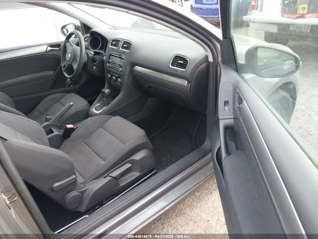 44914475 :رقم المزاد ، WVWBB7AJ4BW031352 vin ، 2011 Volkswagen Golf 2.5l 2-door مزاد بيع