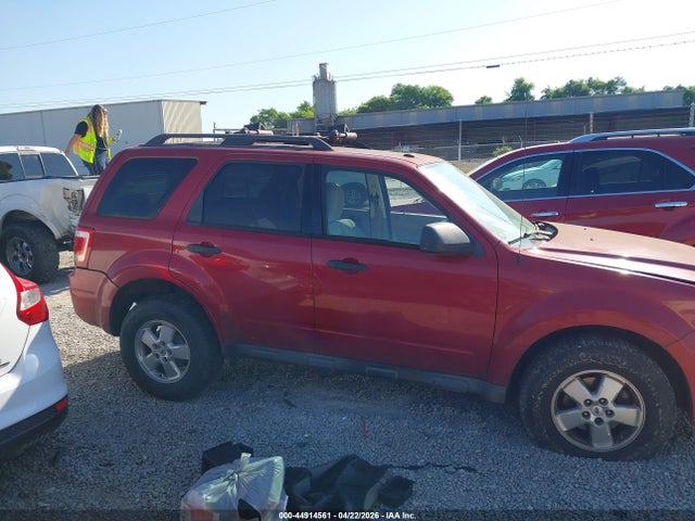 44914561 :رقم المزاد ، 1FMCU0D76AKC07969 vin ، 2010 Ford Escape Xlt مزاد بيع