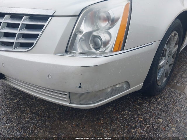 44914563 :رقم المزاد ، 1G6KD57Y99U147917 vin ، 2009 Cadillac Dts 1sd مزاد بيع