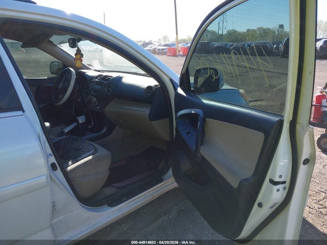 2011 TOYOTA RAV4 2T3YF4DV6BW061334 Photo 4