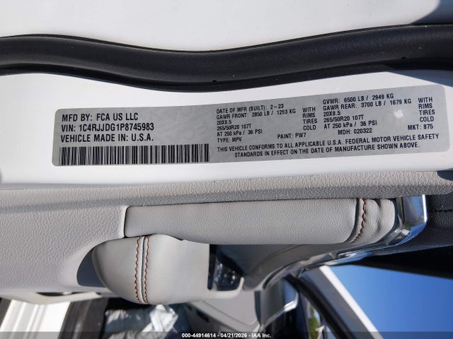 Продаж на аукціоні авто 2023 Jeep Grand Cherokee L Overland 4x2, vin: 1C4RJJDG1P8745983, номер лоту: 44914614