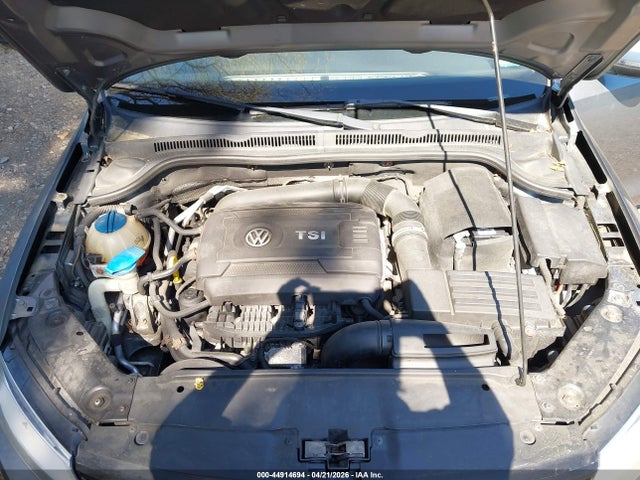2014 Volkswagen Jetta 1.8t Se მანქანა იყიდება აუქციონზე, vin: 3VWD17AJ4EM296558, აუქციონის ნომერი: 44914694