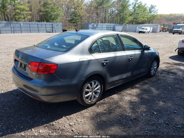 2014 Volkswagen Jetta 1.8t Se მანქანა იყიდება აუქციონზე, vin: 3VWD17AJ4EM296558, აუქციონის ნომერი: 44914694