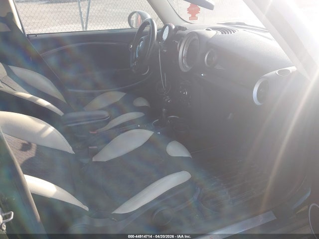 2013 MINI CLUBMAN WMWZG3C52DTY39368 Photo 4