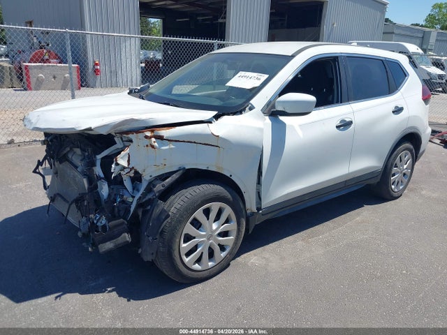 Auction sale of the 2018 Nissan Rogue S, vin: KNMAT2MTXJP557910, lot number: 44914736