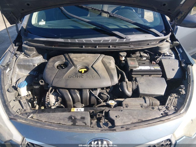2016 KIA FORTE KNAFK4A62G5540183 Photo 9