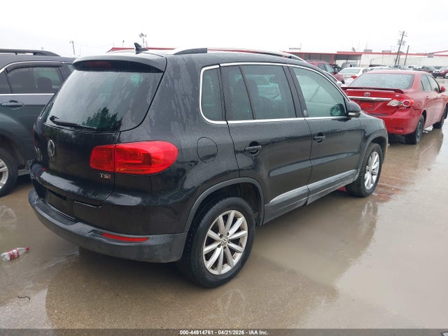 WVGRV7AX5HK011455 Volkswagen Tiguan 2.0t Wolfsburg Edition