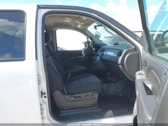 Продажа на аукционе авто 2013 Chevrolet Tahoe Commercial Fleet, vin: 1GNLC2E06DR359550, номер лота: 44914830