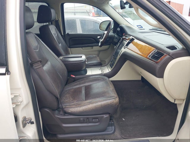 2013 Cadillac Escalade Esv Platinum Edition მანქანა იყიდება აუქციონზე, vin: 1GYS4KEF9DR362507, აუქციონის ნომერი: 44914871