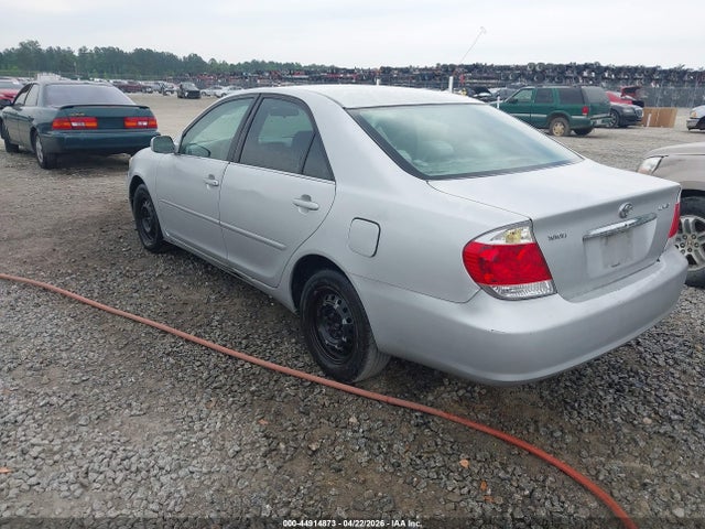 44914873 :رقم المزاد ، 4T1BE32K65U427012 vin ، 2005 Toyota Camry Le مزاد بيع