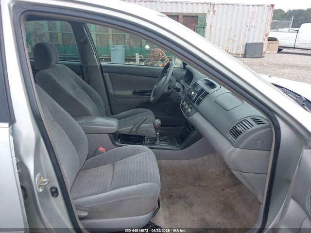44914873 :رقم المزاد ، 4T1BE32K65U427012 vin ، 2005 Toyota Camry Le مزاد بيع