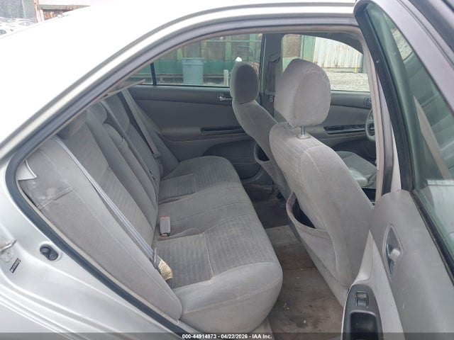 44914873 :رقم المزاد ، 4T1BE32K65U427012 vin ، 2005 Toyota Camry Le مزاد بيع