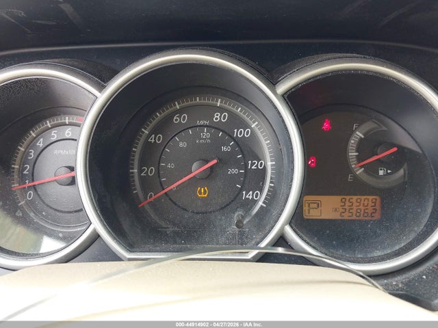 2011 Nissan Versa 1.8sl მანქანა იყიდება აუქციონზე, vin: 3N1BC1CP7BL360535, აუქციონის ნომერი: 44914902