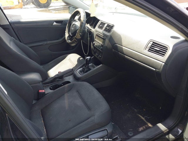 44914953 :رقم المزاد ، 3VW2K7AJ7FM269358 vin ، 2015 Volkswagen Jetta 2.0l S مزاد بيع
