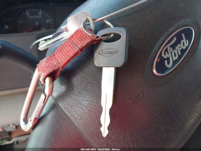 2006 Ford F-250 Lariat/xl/xlt მანქანა იყიდება აუქციონზე, vin: 1FTSW21P96EA76648, აუქციონის ნომერი: 44914958