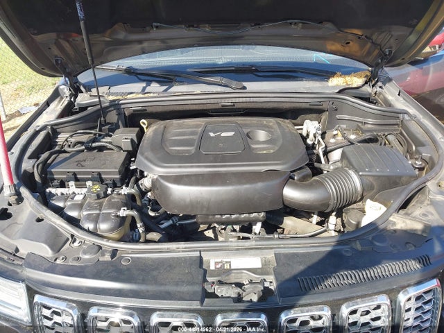 44914962 :رقم المزاد ، 1C4RJFCG4HC750513 vin ، 2017 Jeep Grand Cherokee Overland 4x4 مزاد بيع