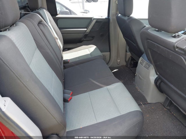 44914970 :رقم المزاد ، 1N6AA07B54N592123 vin ، 2004 Nissan Titan Se مزاد بيع