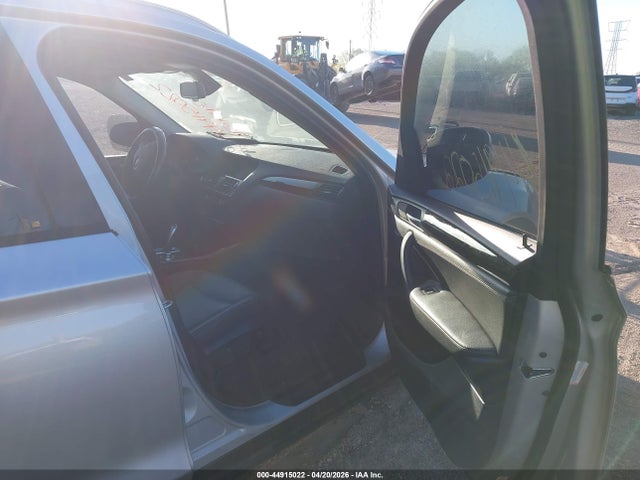 2014 BMW X3 5UXWX9C51E0D20941 Photo 4