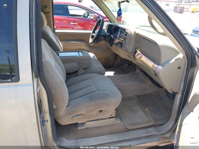 44915037 :رقم المزاد ، 2GCEK19R1W1270665 vin ، 1998 Chevrolet K1500 Fleetside مزاد بيع