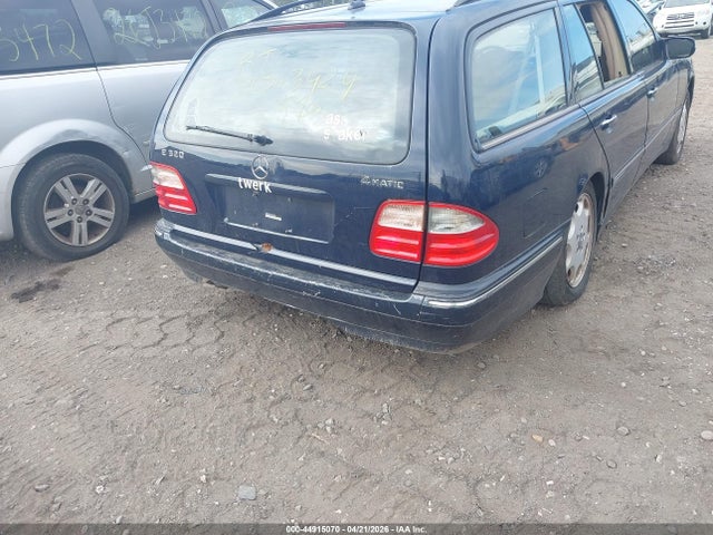 44915070 :رقم المزاد ، WDBJH82J01X061826 vin ، 2001 Mercedes-benz E 320 4m مزاد بيع