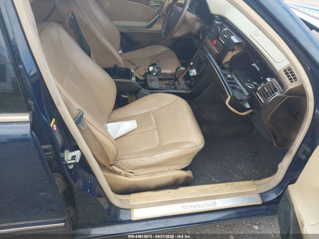 44915070 :رقم المزاد ، WDBJH82J01X061826 vin ، 2001 Mercedes-benz E 320 4m مزاد بيع