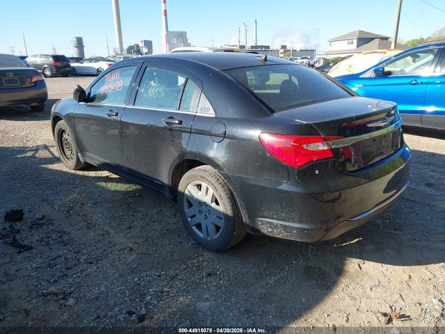 Продаж на аукціоні авто 2014 Chrysler 200 Lx, vin: 1C3CCBAB7EN122465, номер лоту: 44915078