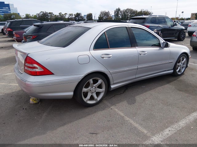 44915093 :رقم المزاد ، WDBRF52H67F890631 vin ، 2007 Mercedes-benz C 230 Sport مزاد بيع
