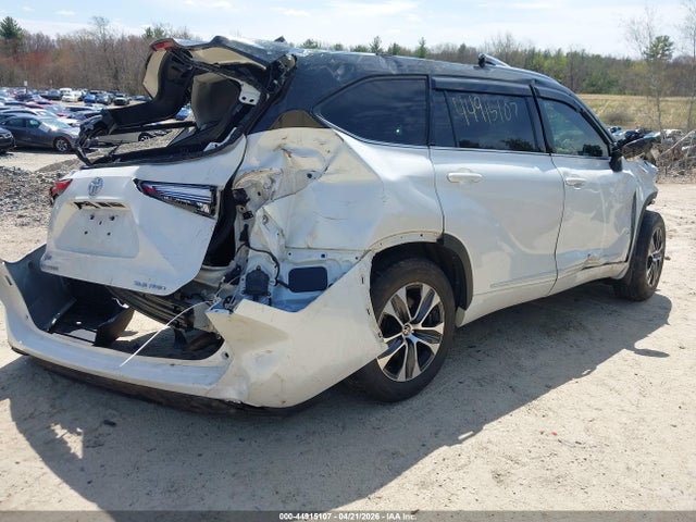 Продаж на аукціоні авто 2021 Toyota Highlander Xle, vin: 5TDHZRBHXMS080314, номер лоту: 44915107