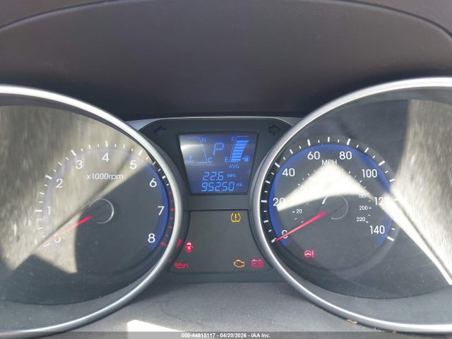 KM8JT3AF7FU107785 Hyundai TUCSON GLS