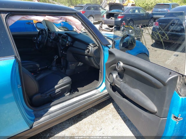 Aukcja sprzedaży 2016 Mini Hardtop Cooper, vin: WMWXP5C52G3B77348, numer aukcji: 44915125