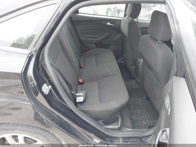 Продажа на аукционе авто 2017 Ford Focus Se, vin: 1FADP3F22HL298445, номер лота: 44915129
