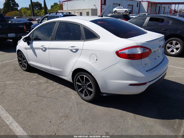Ford FIESTA SE 2015 3FADP4BJ9FM213597 Image 3