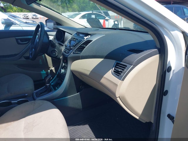 44915165 :رقم المزاد ، 5NPDH4AEXGH780159 vin ، 2016 Hyundai Elantra Se مزاد بيع