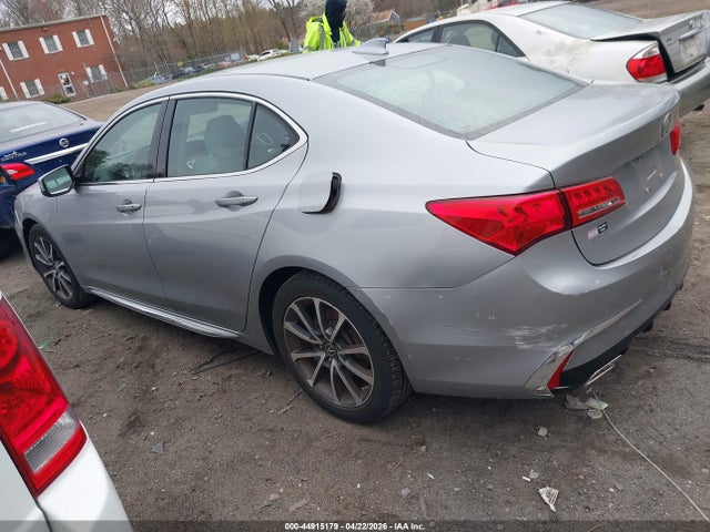 44915179 :رقم المزاد ، 19UUB2F53JA000209 vin ، 2018 Acura Tlx Tech Pkg مزاد بيع