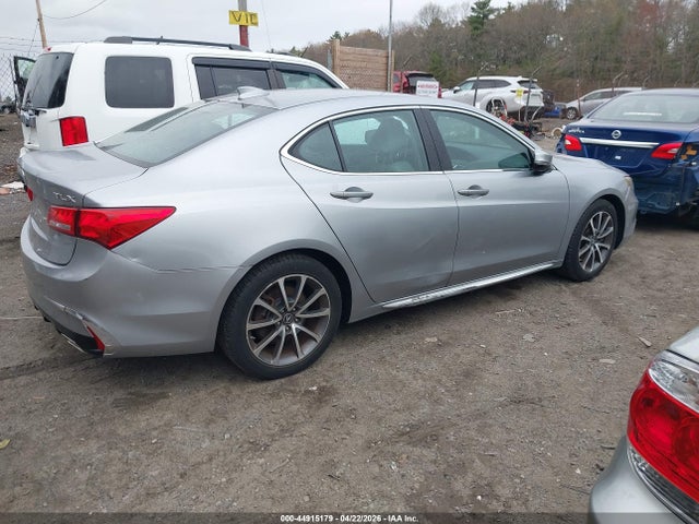 44915179 :رقم المزاد ، 19UUB2F53JA000209 vin ، 2018 Acura Tlx Tech Pkg مزاد بيع