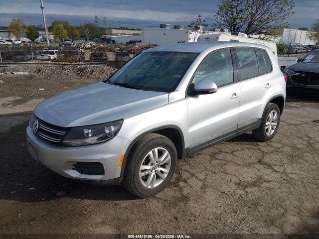 44915196 :رقم المزاد ، WVGAV7AX1CW577109 vin ، 2012 Volkswagen Tiguan Le مزاد بيع