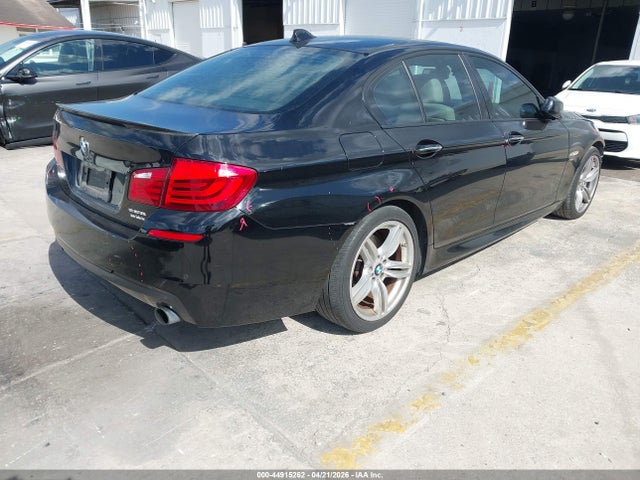 44915262 :رقم المزاد ، WBAFU7C57BDU54124 vin ، 2011 Bmw 535i Xdrive مزاد بيع