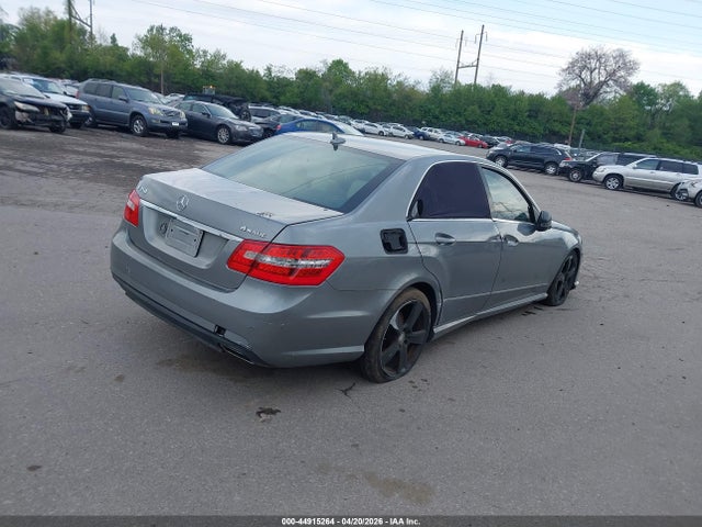 44915264 :رقم المزاد ، WDDHF8HBXBA485109 vin ، 2011 Mercedes-benz E 350 4matic مزاد بيع