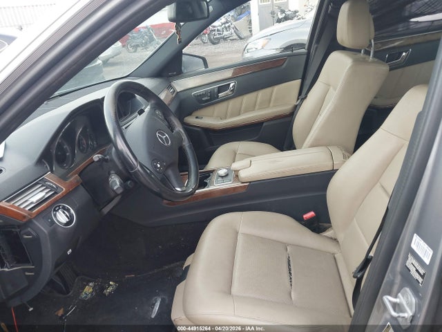 44915264 :رقم المزاد ، WDDHF8HBXBA485109 vin ، 2011 Mercedes-benz E 350 4matic مزاد بيع