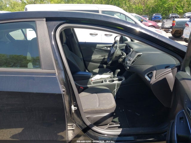 Продаж на аукціоні авто 2018 Chevrolet Cruze Ls Auto, vin: 1G1BC5SM6J7206714, номер лоту: 44915293