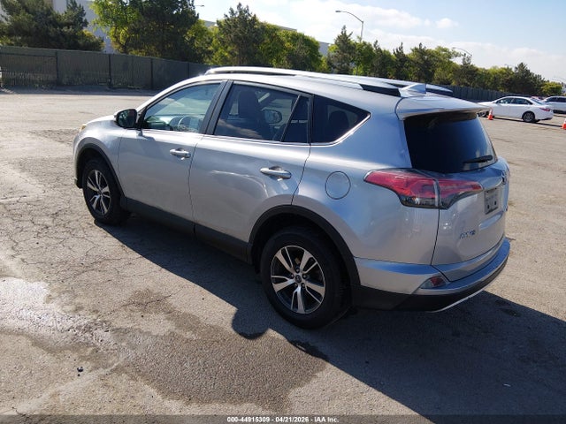 2T3WFREV9GW253812 Toyota Rav4 Xle