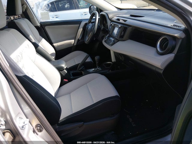 2T3WFREV9GW253812 Toyota Rav4 Xle