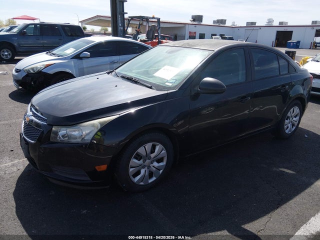 1G1PA5SG7E7325836 Chevrolet Cruze Ls Auto
