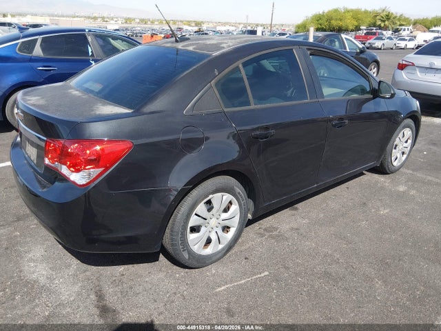 1G1PA5SG7E7325836 Chevrolet Cruze Ls Auto