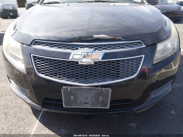 1G1PA5SG7E7325836 Chevrolet Cruze Ls Auto